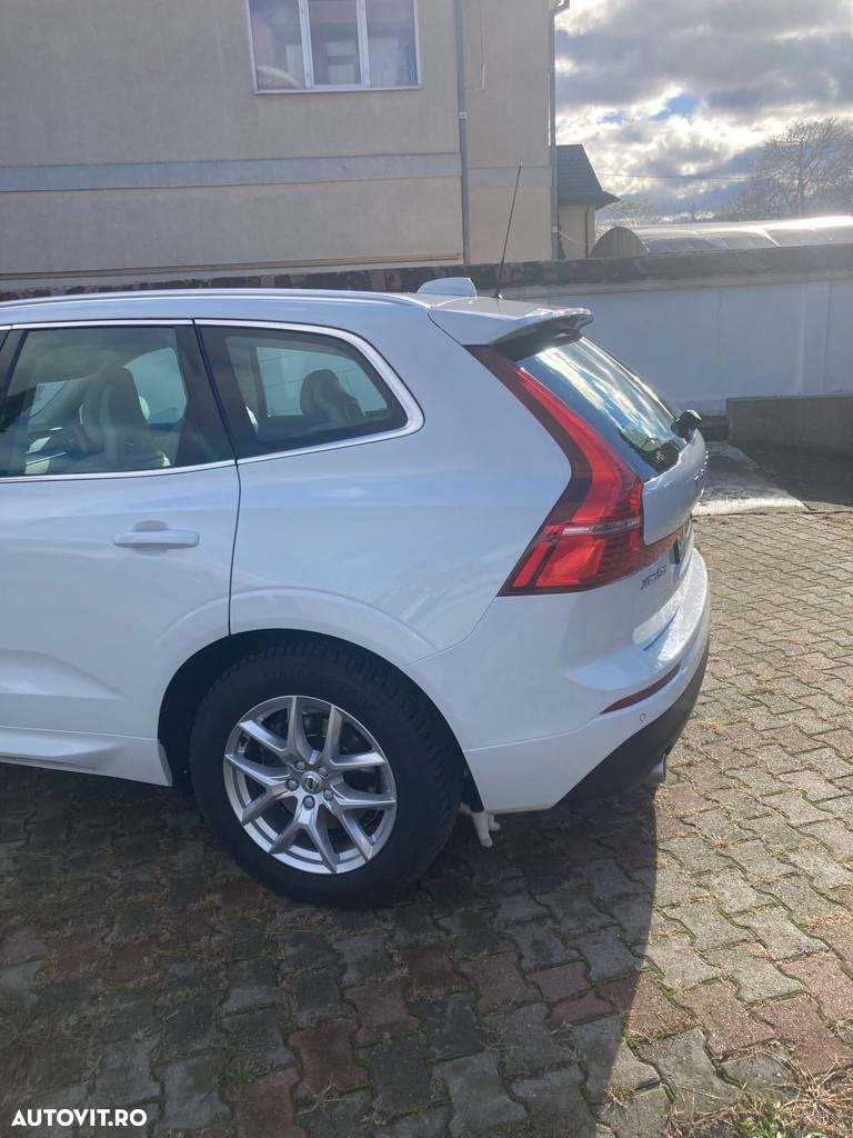 Volvo XC 60 D4 AWD Momentum - 6