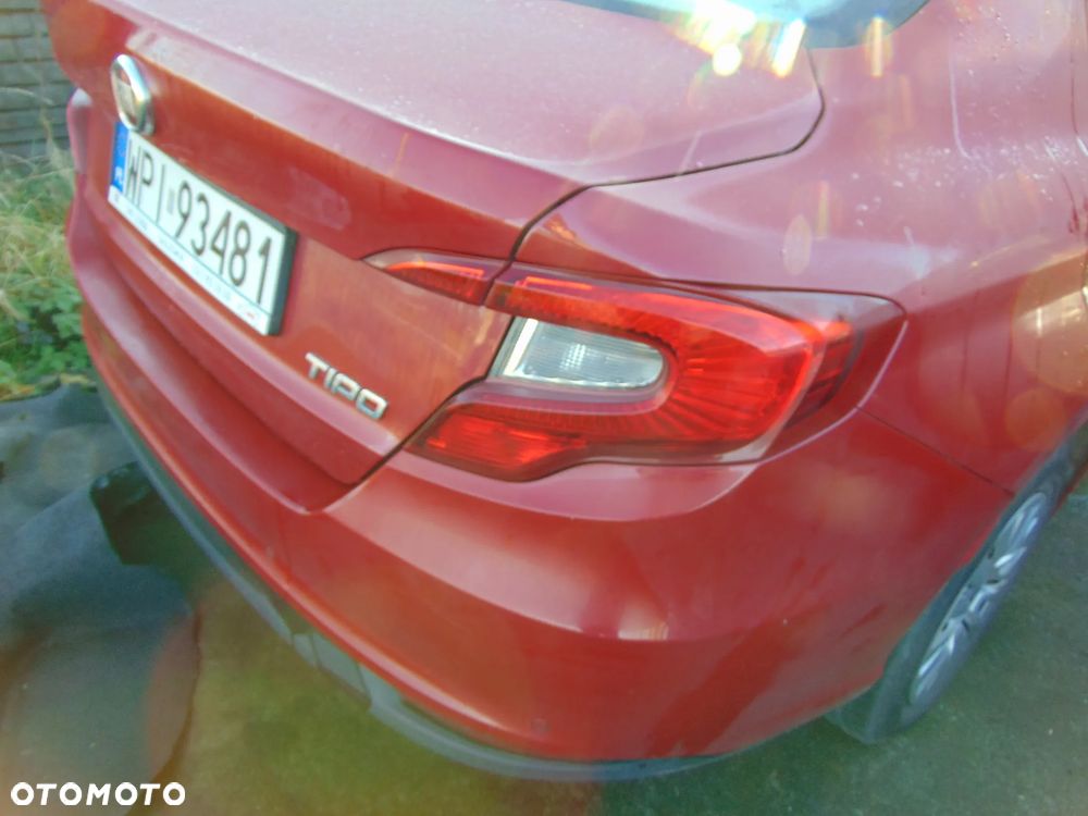 lampa prawa tył tylnia tylna karoseryjna europa sedan fiat tipo II 716 - 1