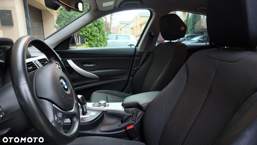 BMW 3GT 318d Advantage - 13