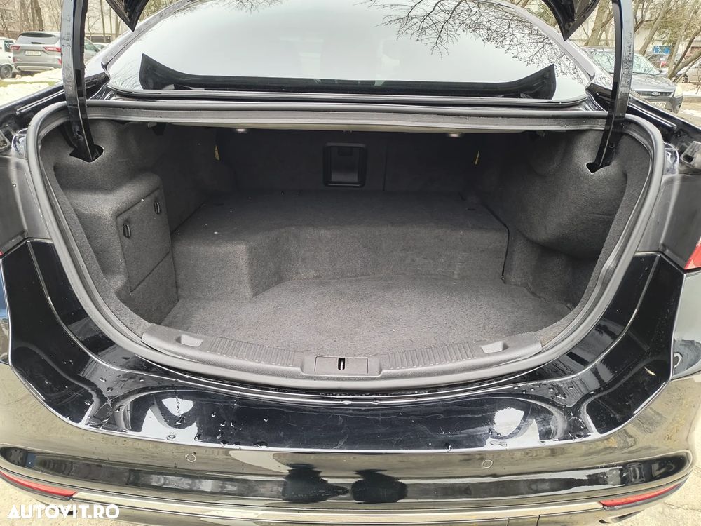 Ford Mondeo 2.0 EcoBoost Titanium - 25