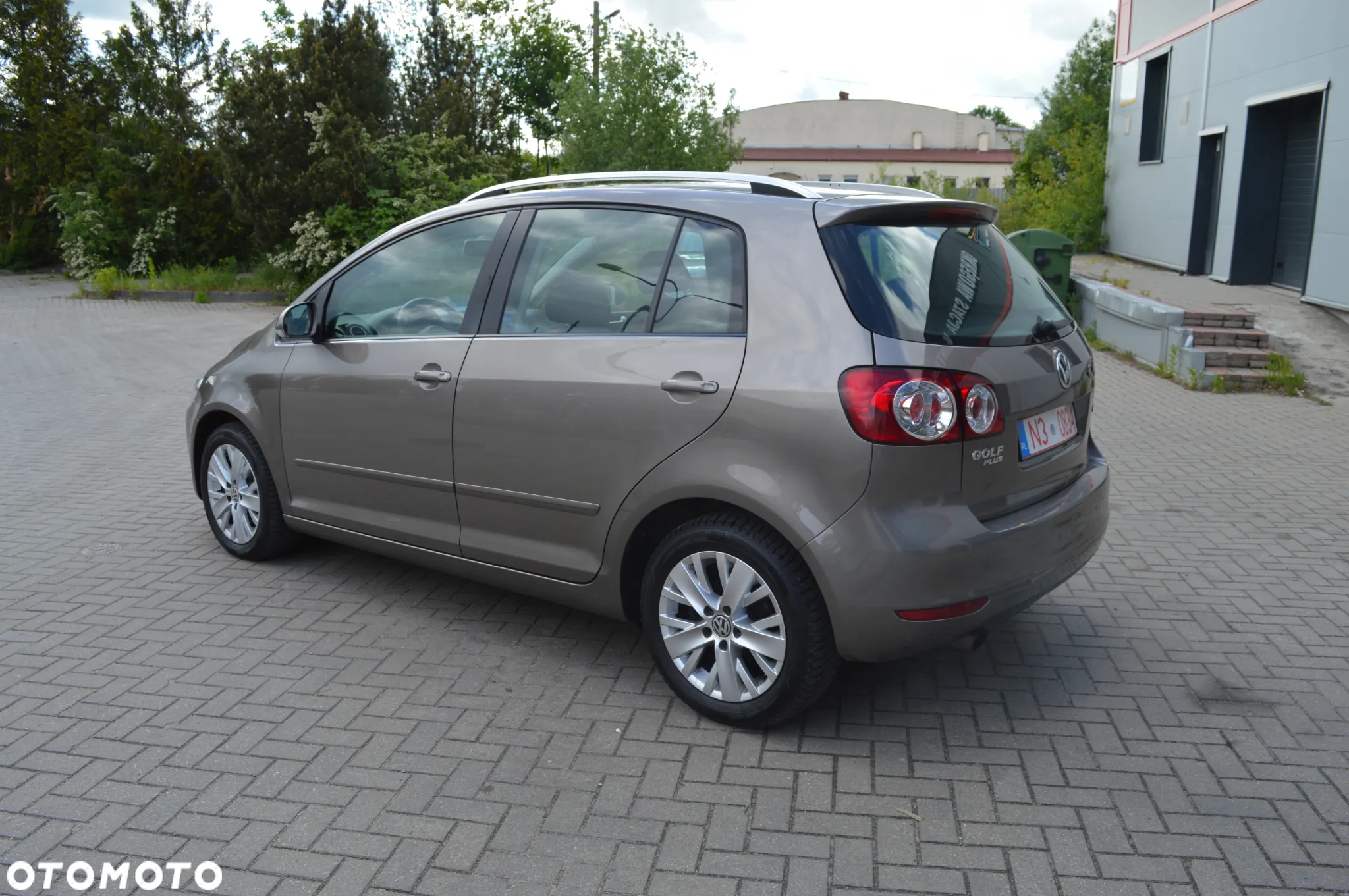 Volkswagen Golf Plus 1.6 TDI BlueMot Comfortline - 7