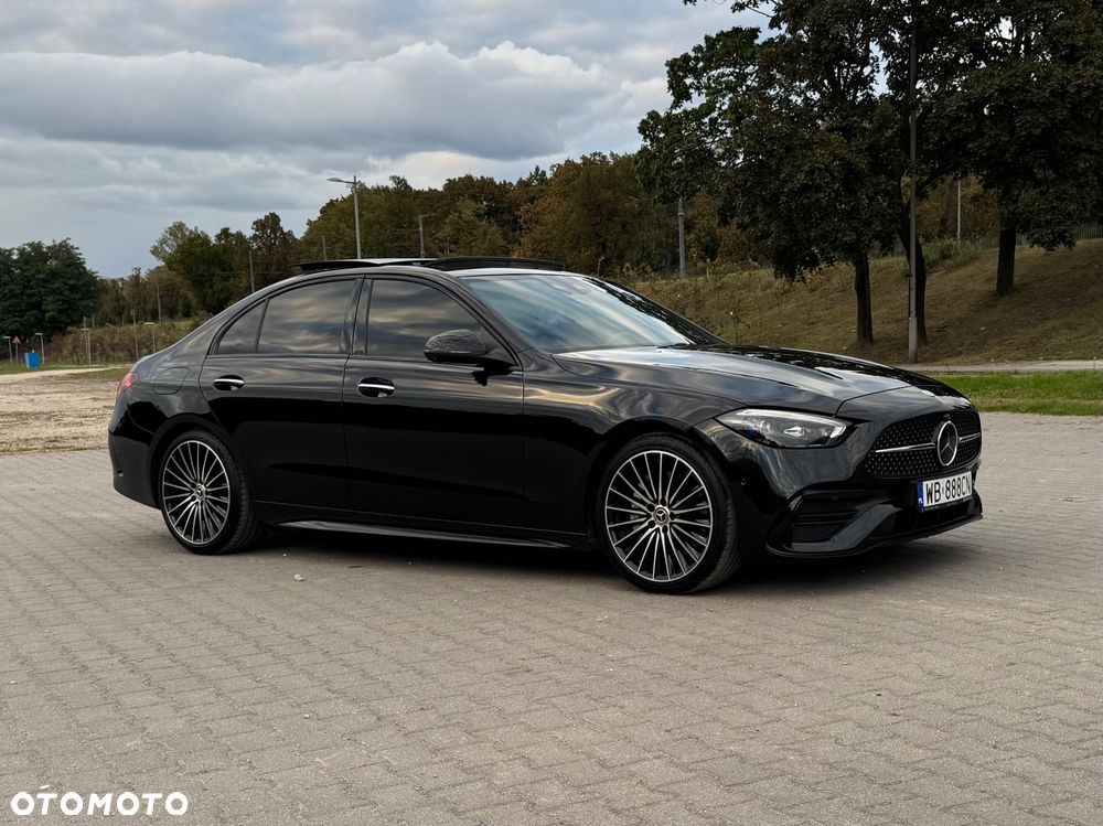Mercedes-Benz Klasa C 300 9G-TRONIC AMG Line - 19