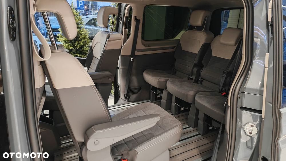 Volkswagen Multivan 1.5 eHybrid PHEV 180kW 4Motion L2 Edition DSG - 8