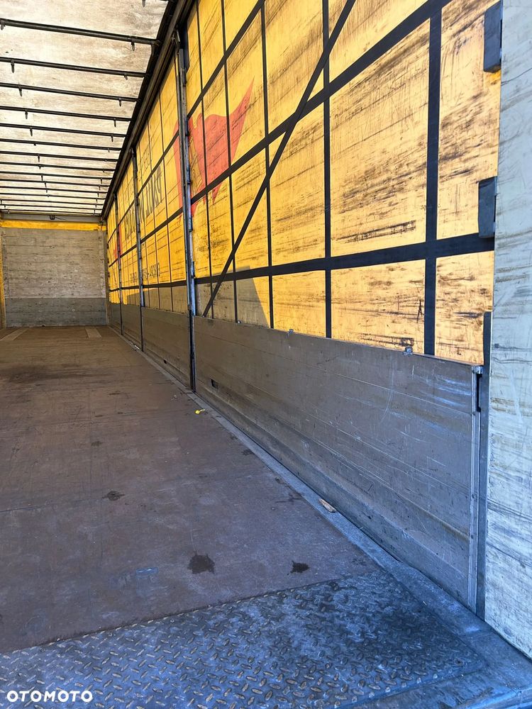 Schmitz Cargobull SCB S3T - 19