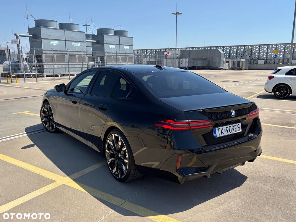 BMW Seria 5 520i mHEV M Sport - 10