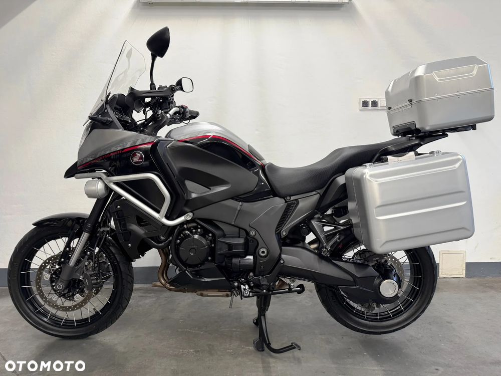 Honda VFR - 5