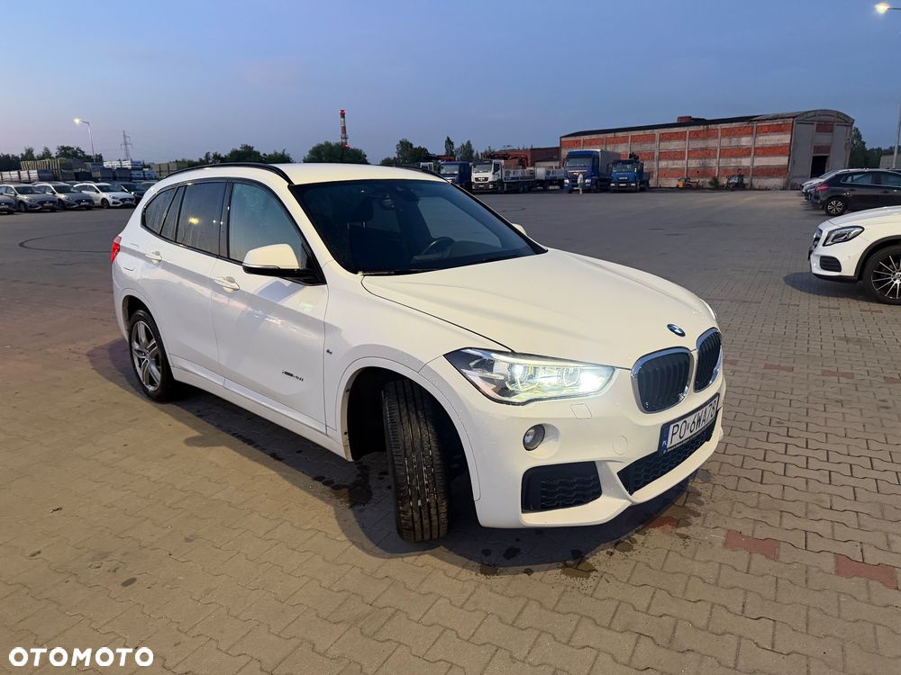 BMW X1 xDrive20i M Sport - 9