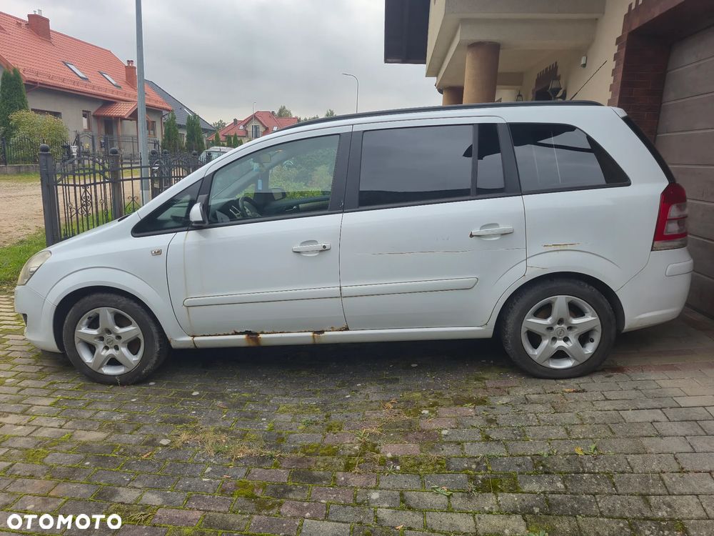 Opel Zafira 1.9 CDTI 111 - 4