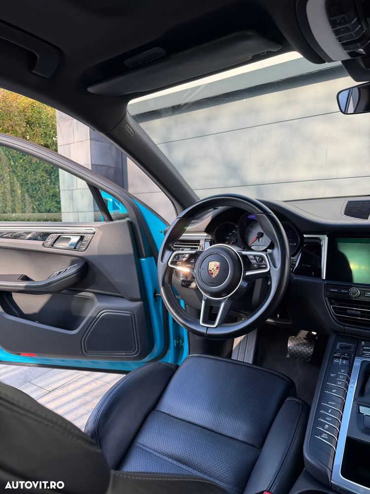 Porsche Macan - 11
