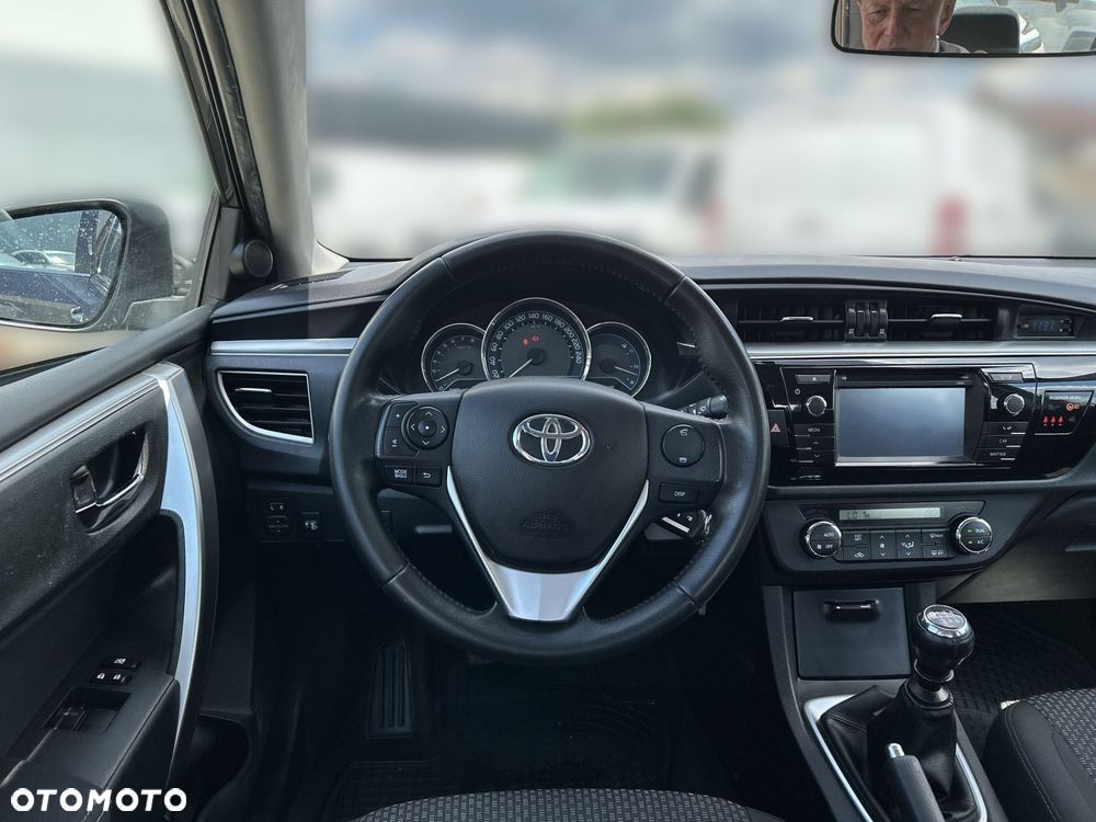 Toyota Corolla 1.6 Premium EU6 - 10