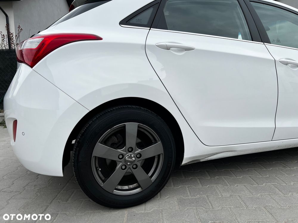 Hyundai i30 1.6 CRDI Passion - 9