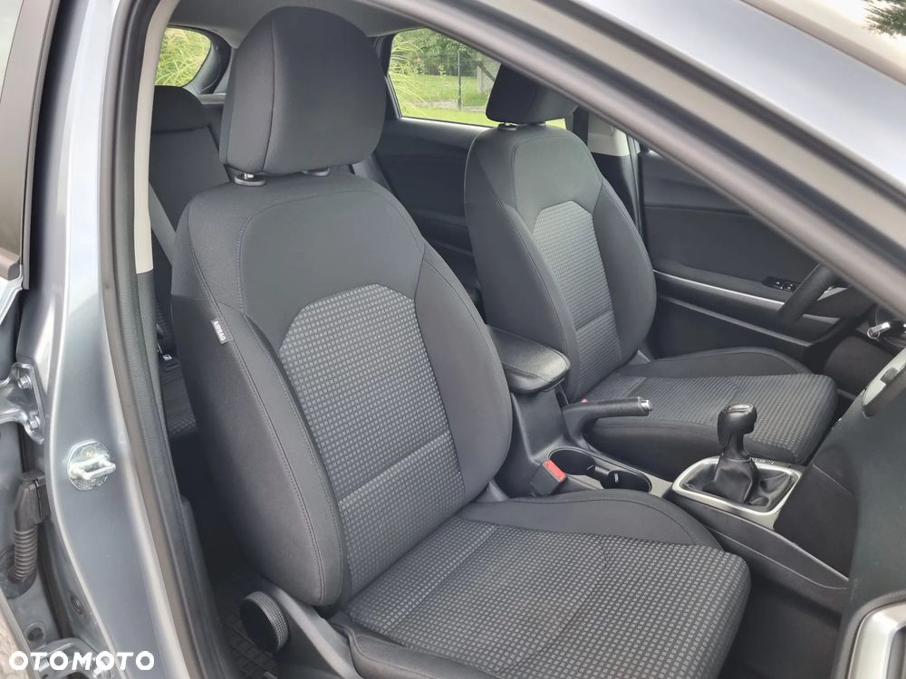 Kia Ceed 1.5 T-GDI S - 14