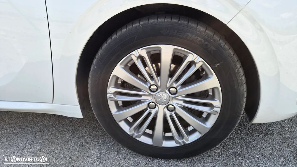 Peugeot 208 1.5 BlueHDi Signature - 7