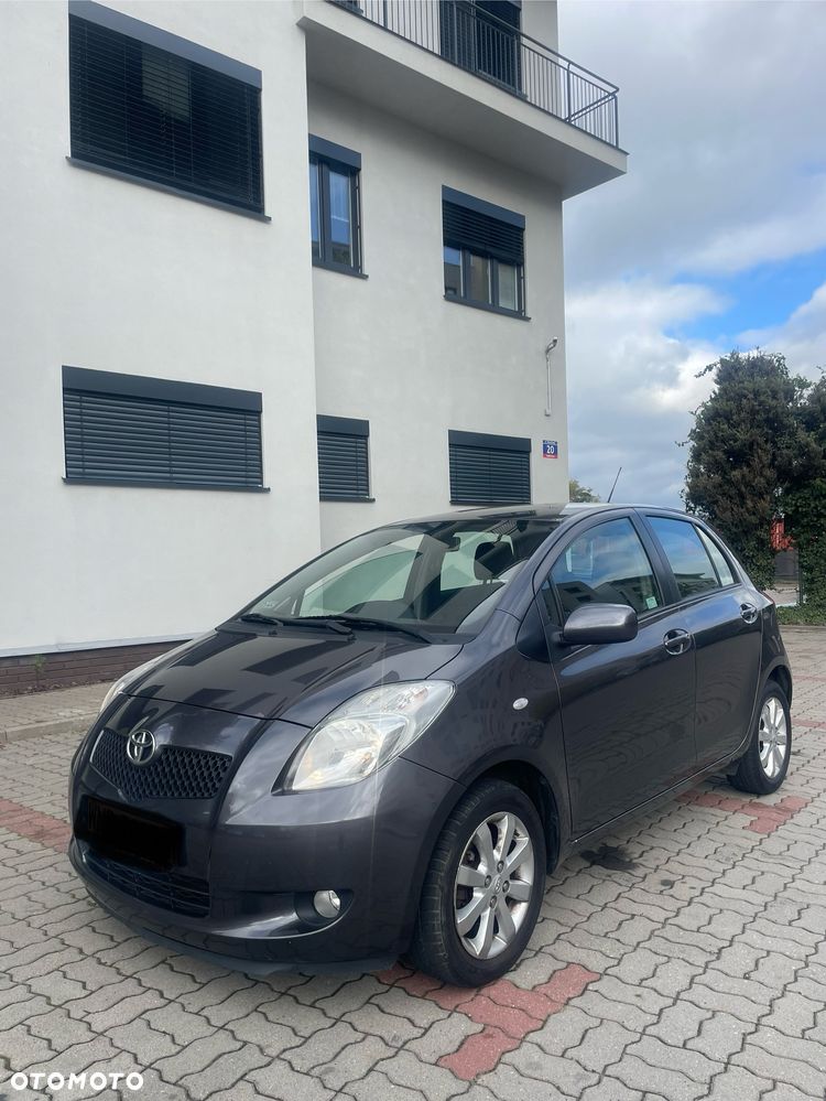 Toyota Yaris 1.3 Sol Premium MM - 17