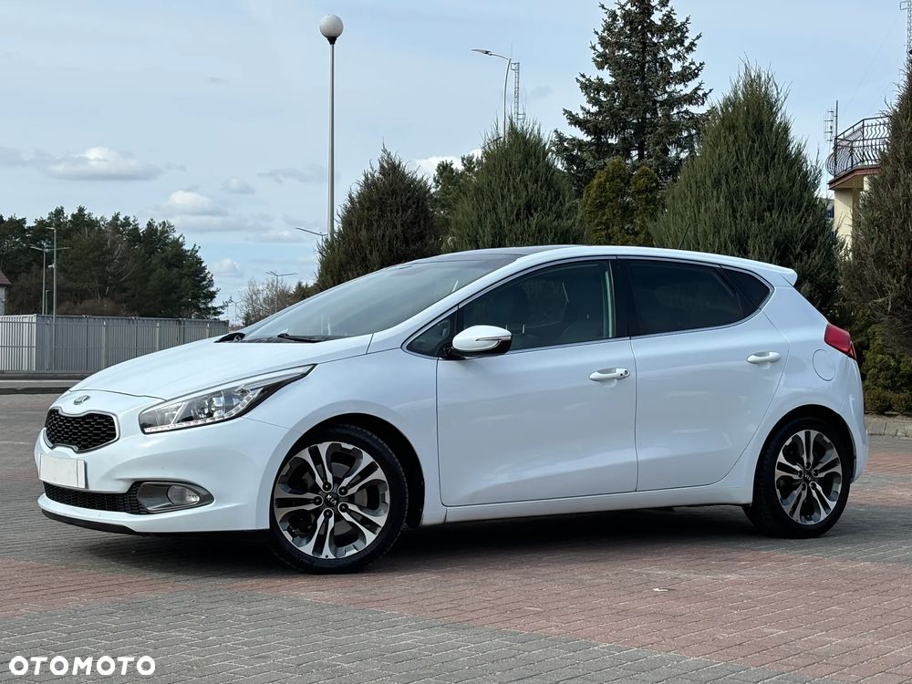 Kia Ceed 1.6 GDI DCT Platinum Edition - 4