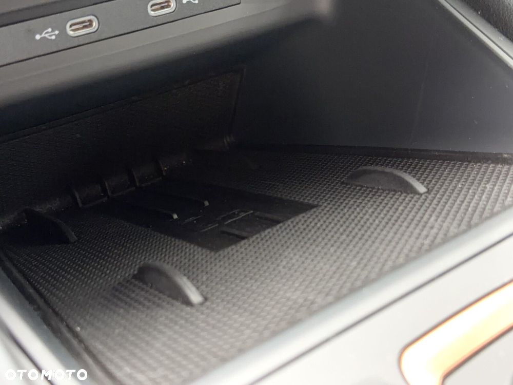 Cupra Formentor 1.5 TSI DSG - 24