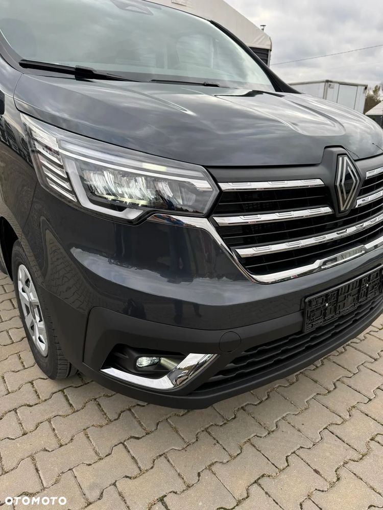Renault Trafic SpaceClass 2.0 dCi Escapade - 2