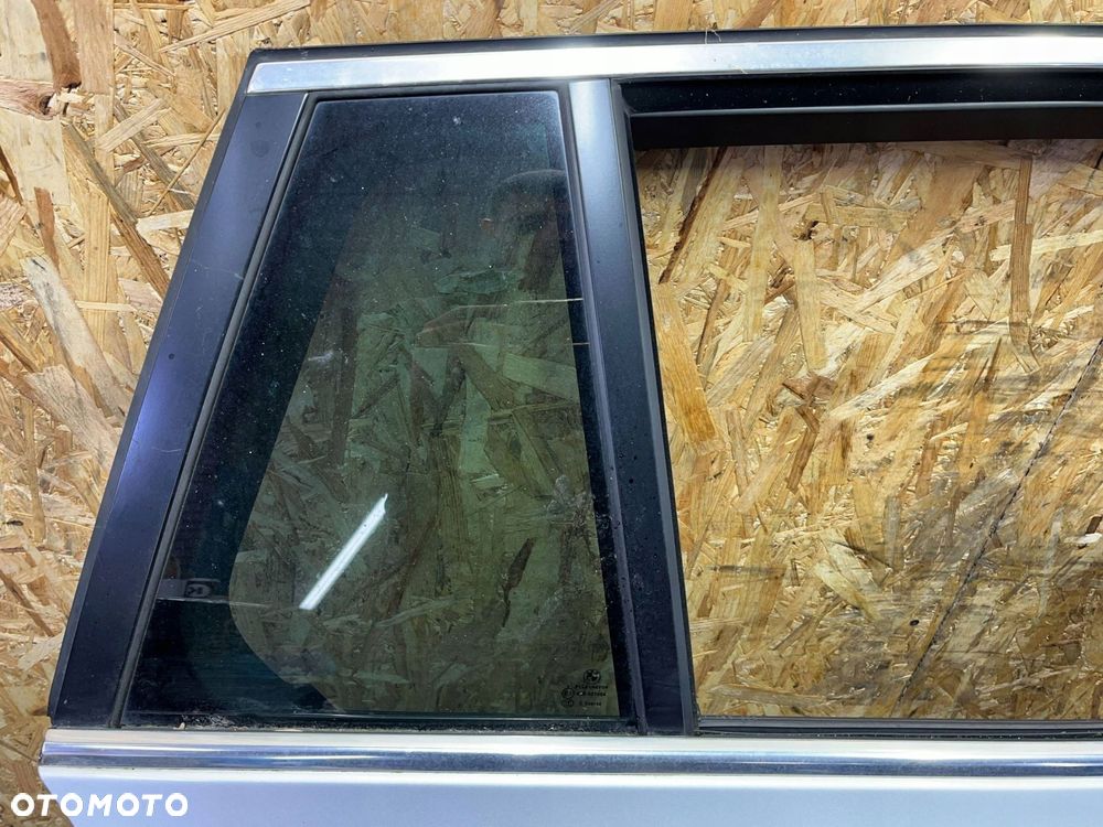 bmw 5 f10 f11 2015 tył strona prawa drzwi tylne 354 titansilber - 2