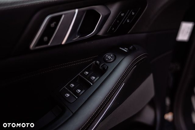 BMW X5 xDrive30d - 16