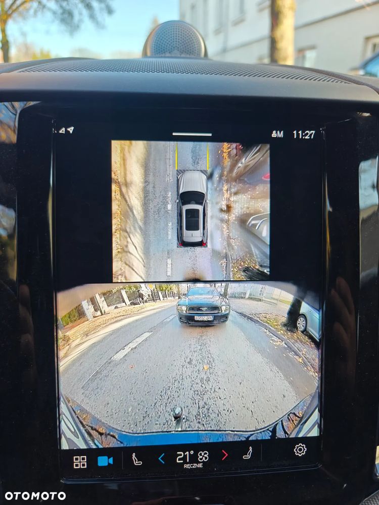 Volvo XC 60 Plug-In-Hybrid Ultra Black Edition - 10