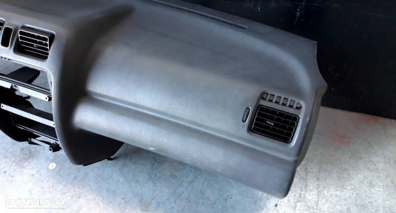 Tablier Mazda 323 P V (Ba) - 2