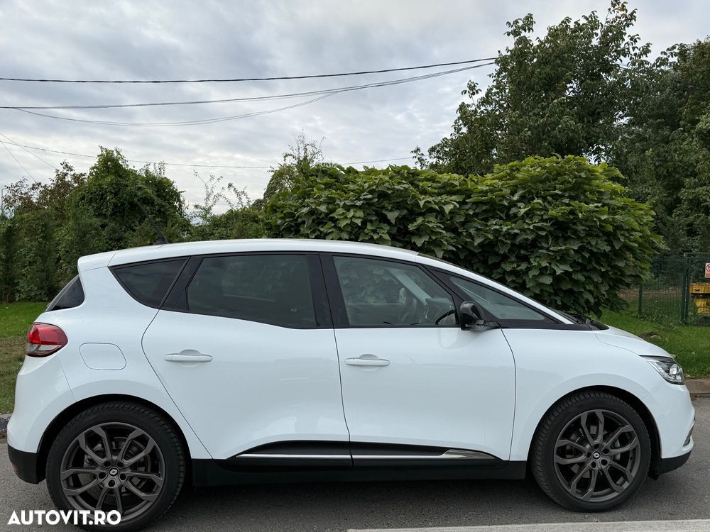 Renault Scenic BLUE dCi 120 BUSINESS EDITION - 17
