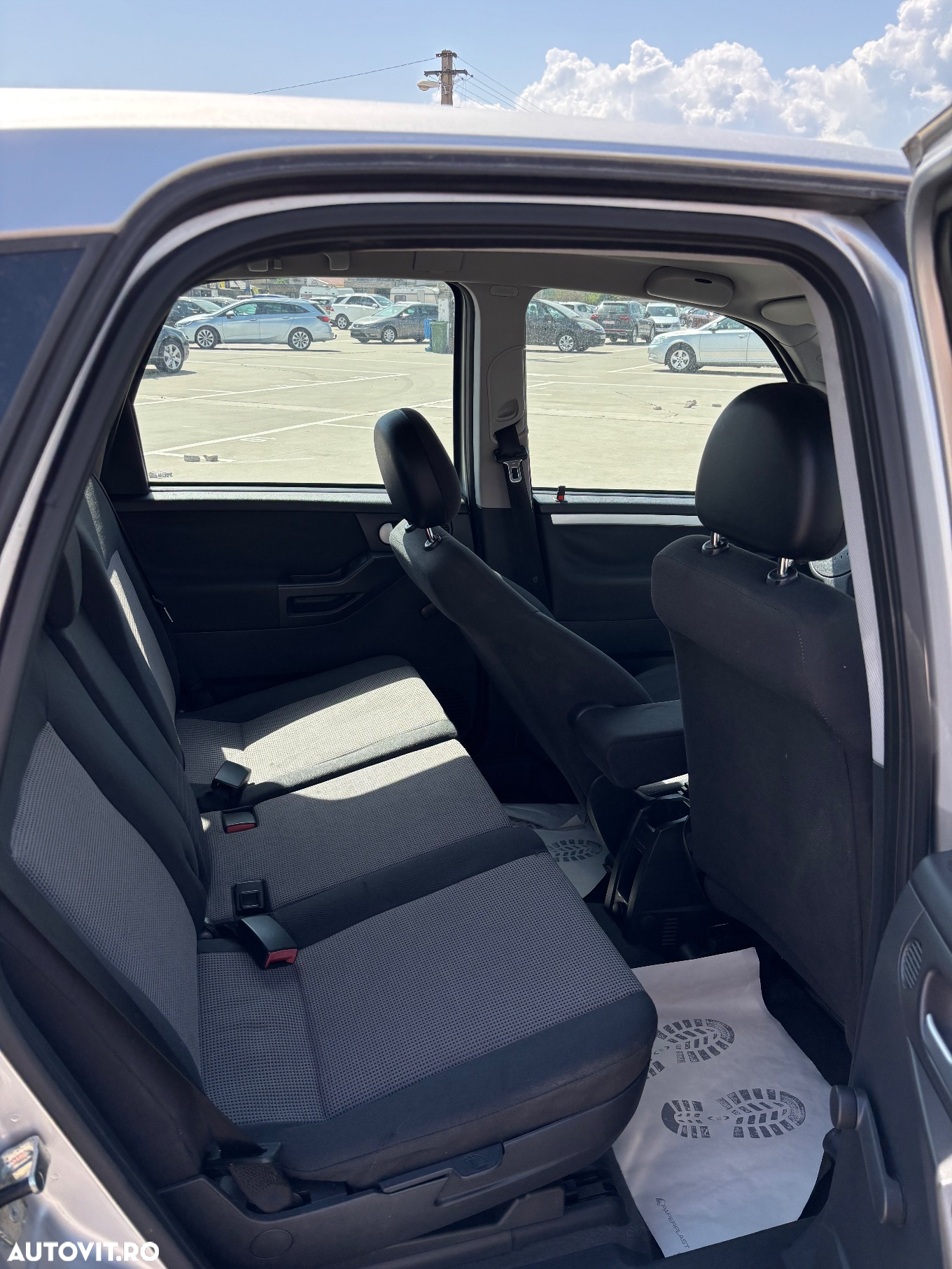 Opel Meriva - 12