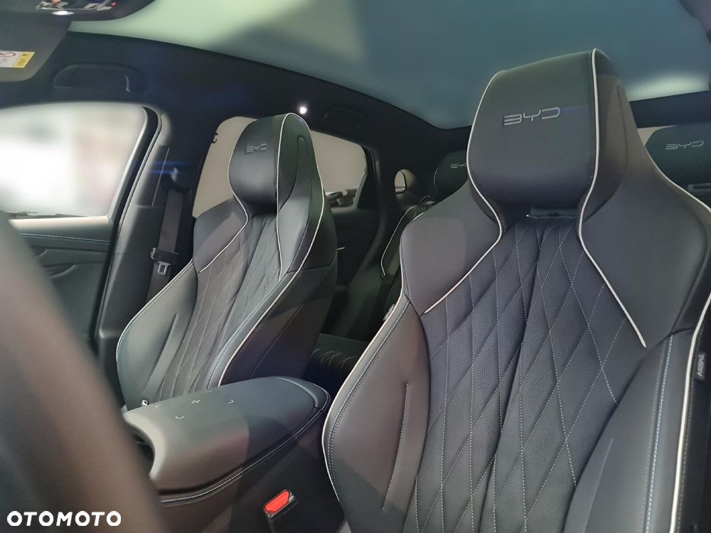 BYD Seal - 11