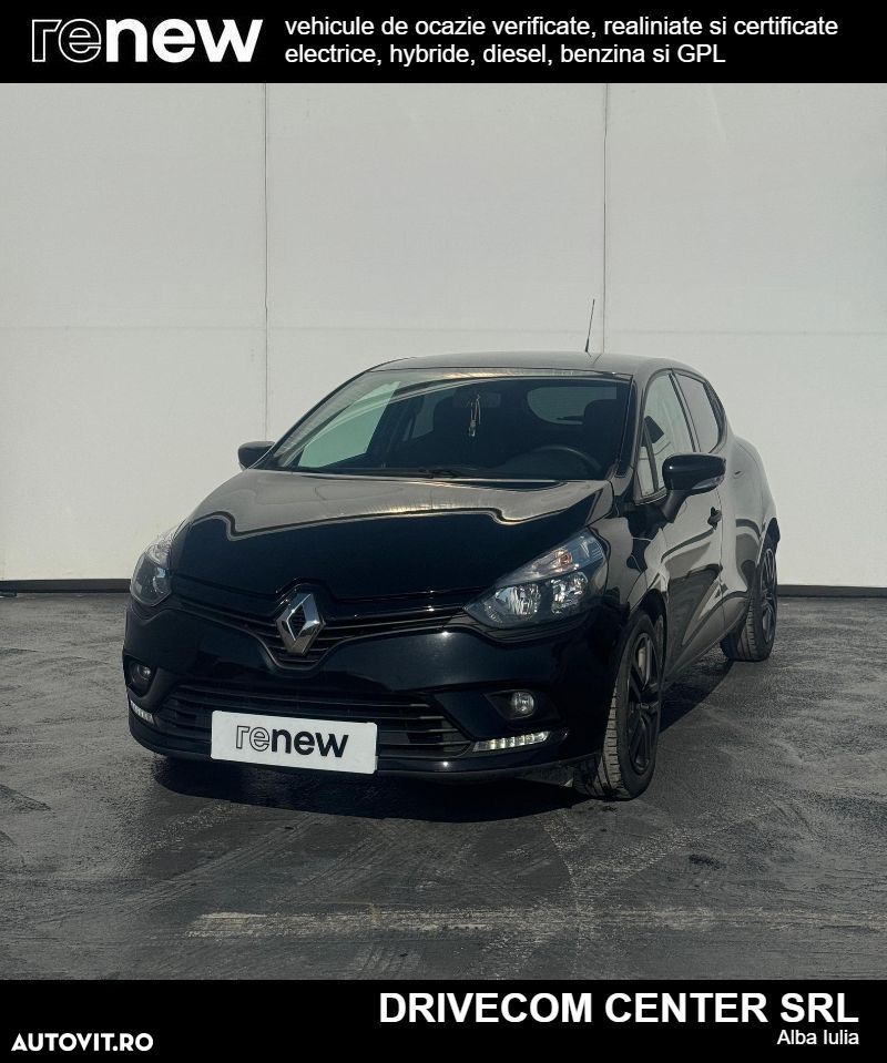 Renault Clio - 1