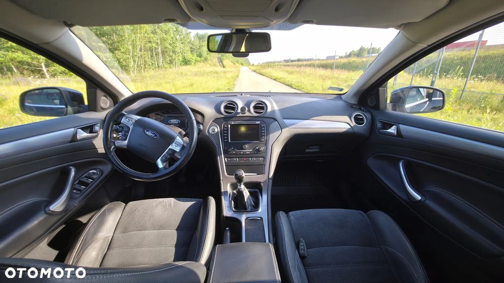 Ford Mondeo 1.6 Eco Boost Titanium - 40