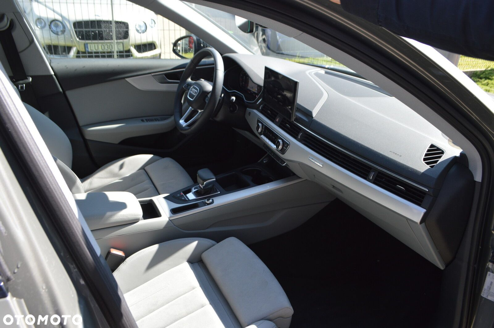 Audi A4 Allroad - 30