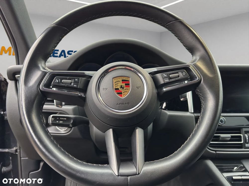 Porsche Macan Standard - 13
