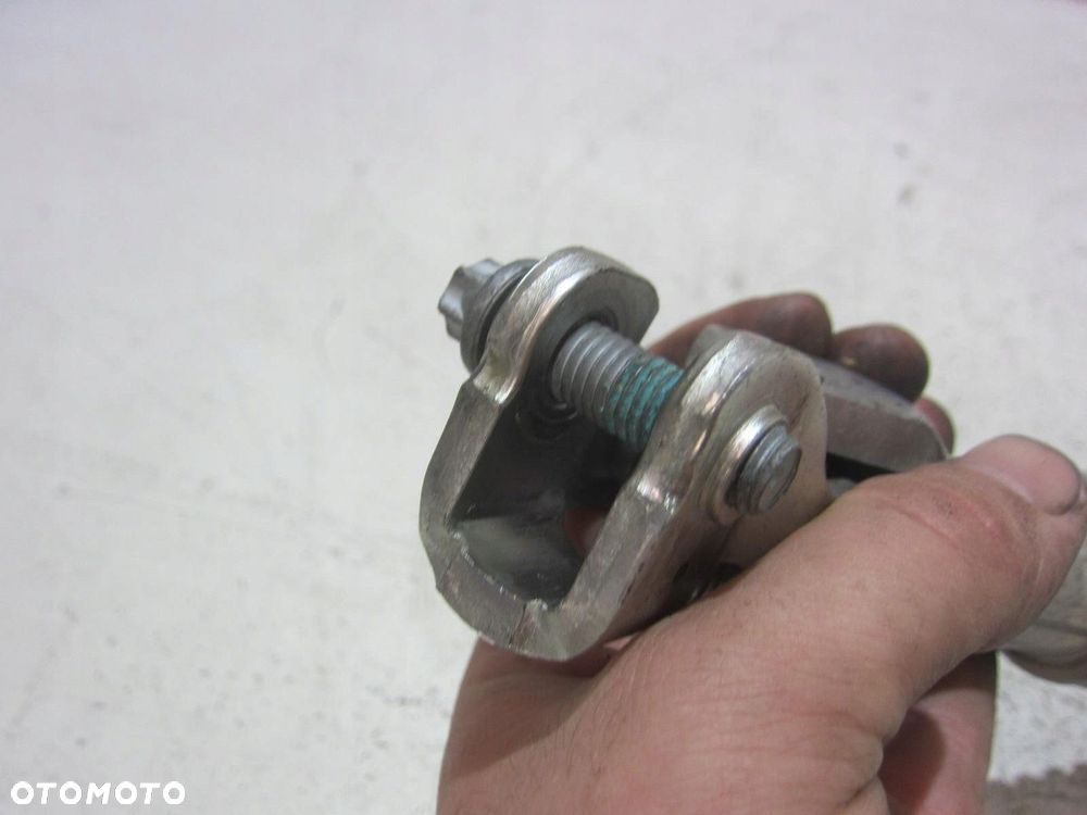 BMW X1 F48 B46 F39 WAŁEK KOLUMNY KIEROWNICZEJ KRZYŻAK 32306865653 6865653 - 3