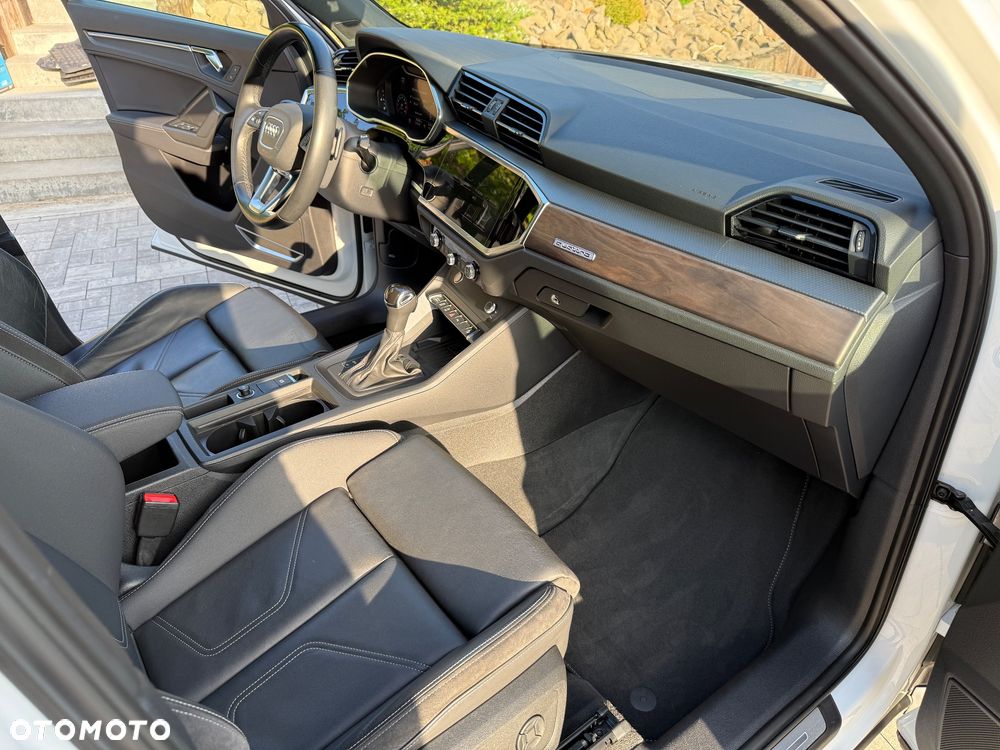 Audi Q3 - 6