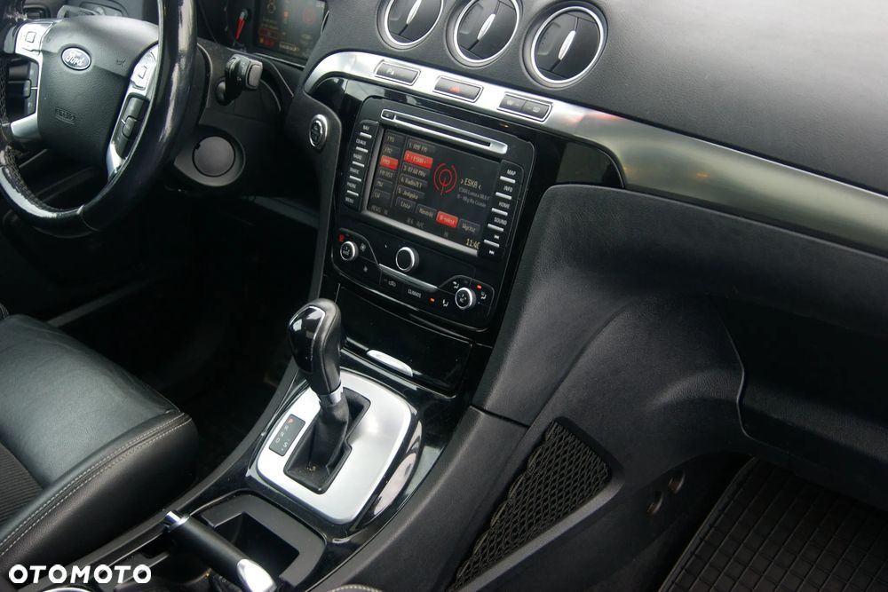 Ford S-Max 2.0 TDCi DPF Titanium - 30