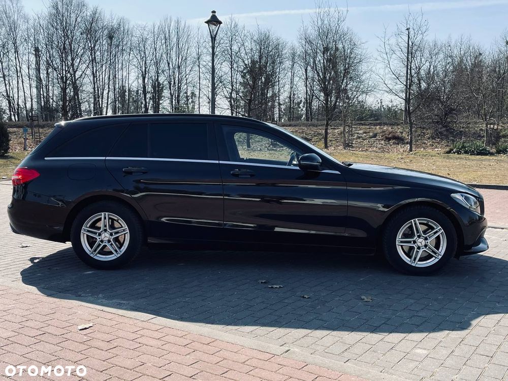 Mercedes-Benz Klasa C 220 (BlueTEC) d BlueEffICIENCY Edition 7G-TRONIC - 4