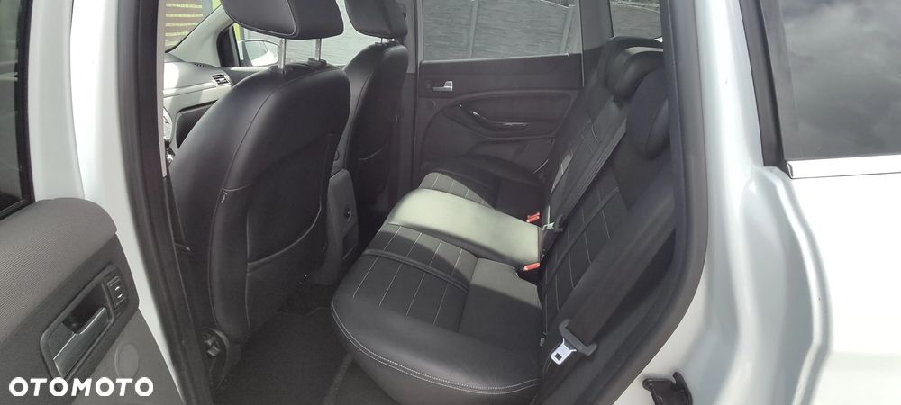 Ford Kuga 2.0 TDCi 4x4 Titanium - 21