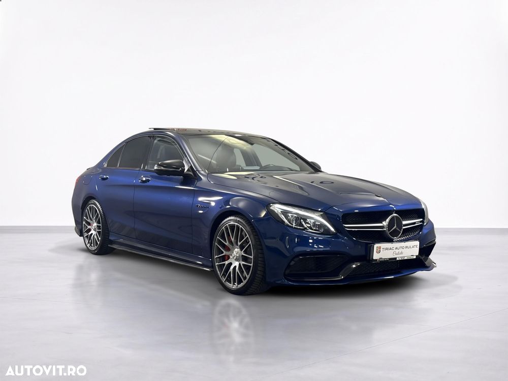 Mercedes-Benz C 63 AMG - 8