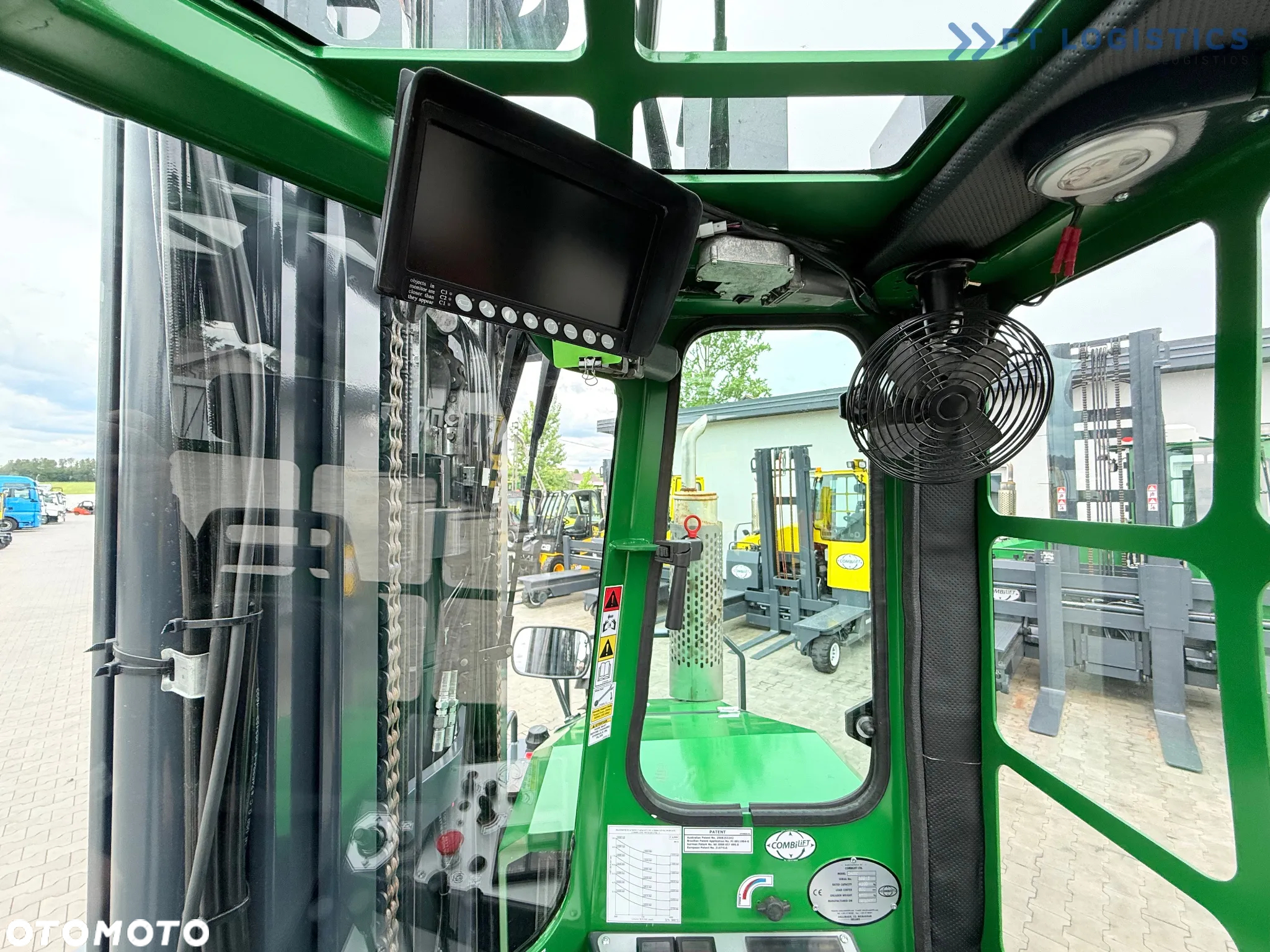 Combilift C4000 / TRIPLEX / 9300MM /  DUŻY WYBÓR WÓZKÓW CZTEROKIERUNKOWYCH / WOLNY SKOK / POZYCJONER / GAZ / KABINA / JAK NOWY - 19