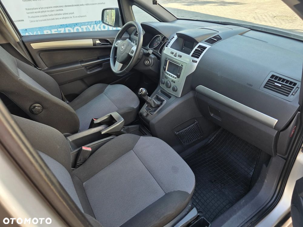 Opel Zafira 1.8 Essentia - 8