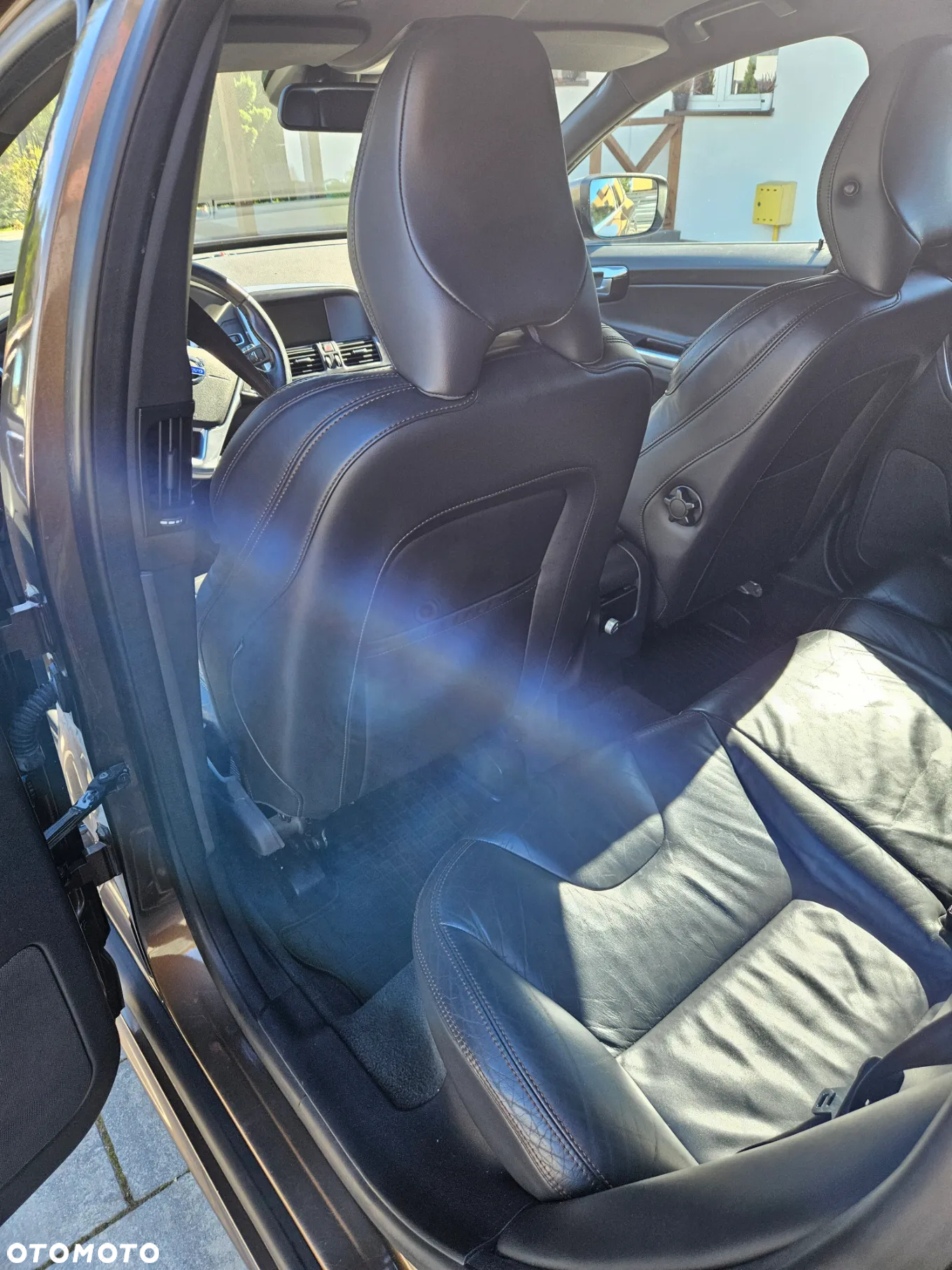 Volvo XC 60 - 8