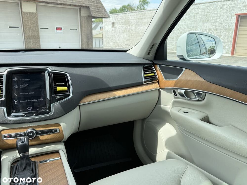Volvo XC 90 T6 AWD Momentum 7os - 14