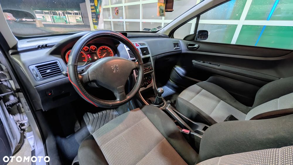 Peugeot 307 - 8