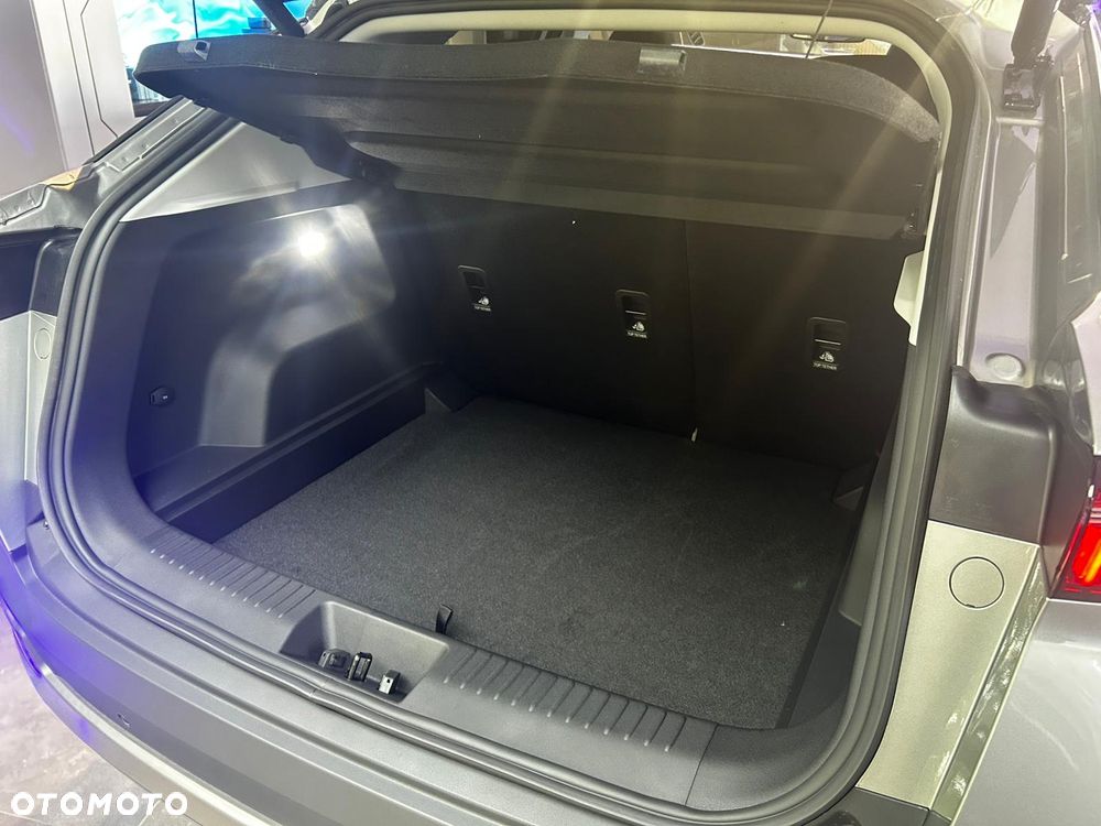 Omoda E5 63.2kWh Premium - 24