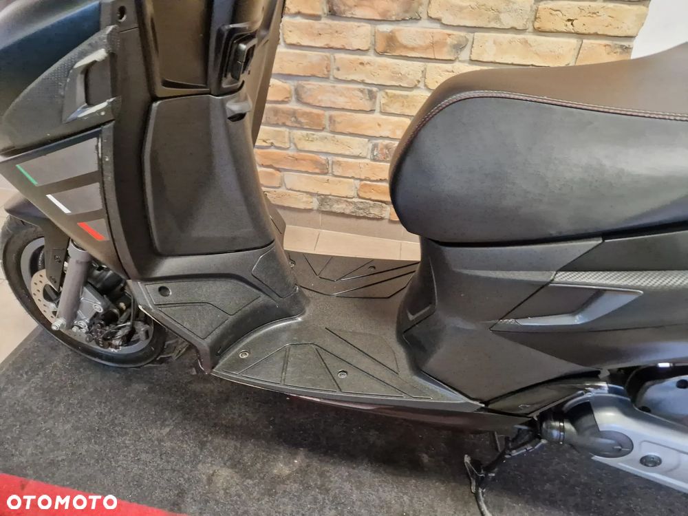 Aprilia SX - 27