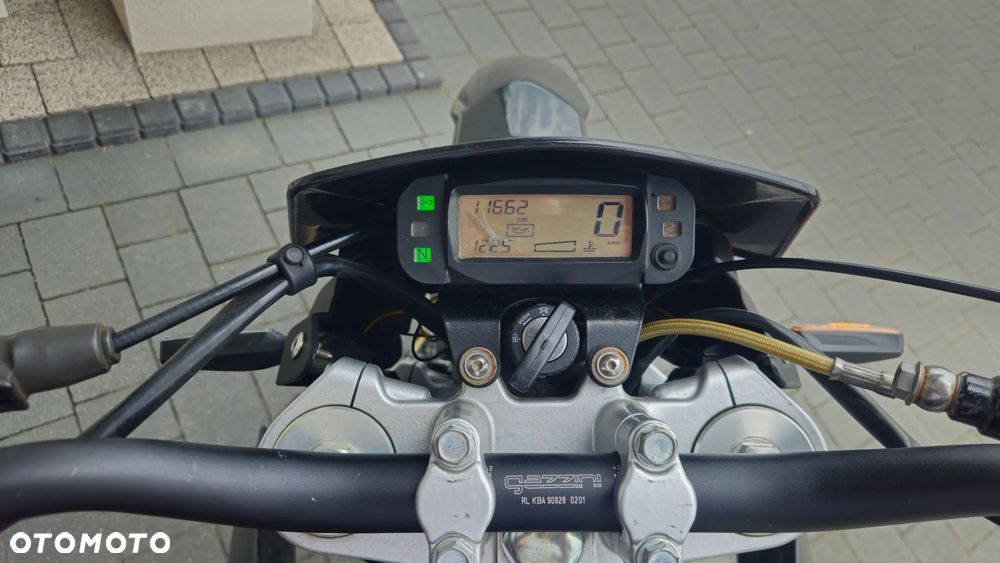 Aprilia SX - 7