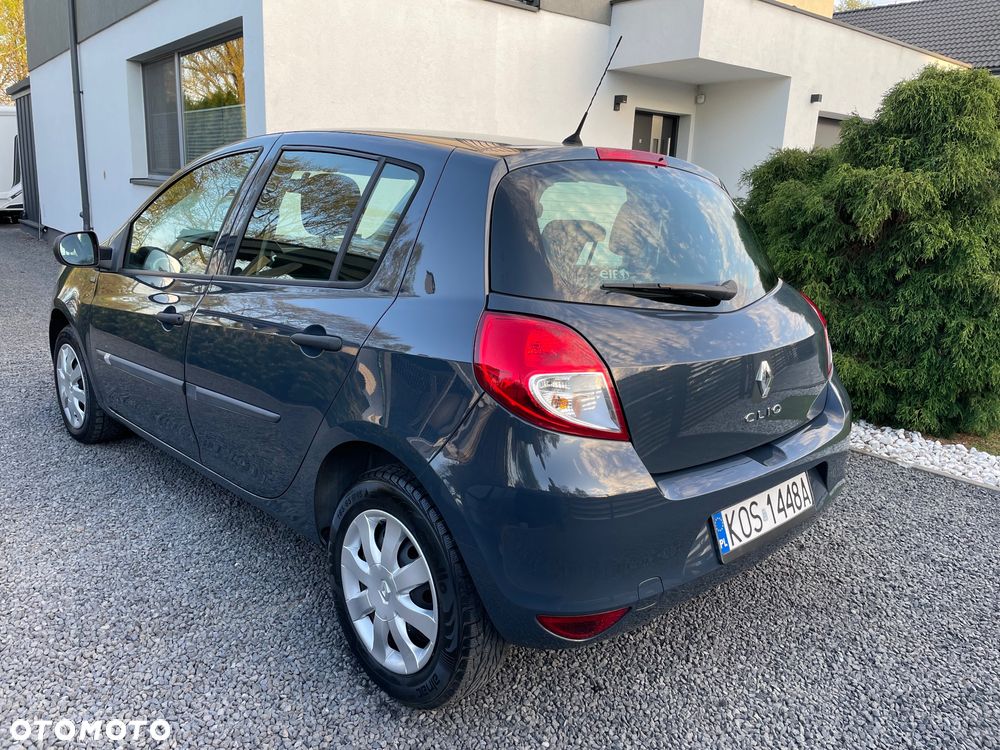Renault Clio 1.2 16V Alize - 4