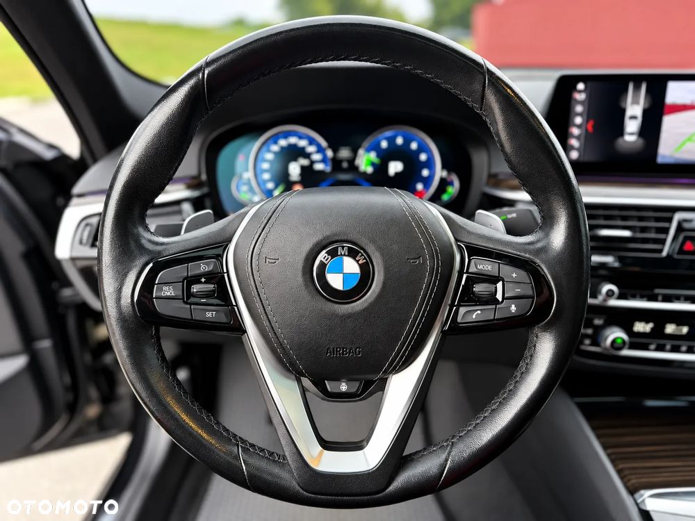 BMW Seria 5 - 8