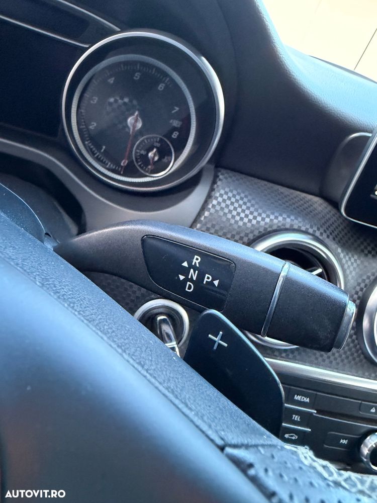 Mercedes-Benz A 180 - 23