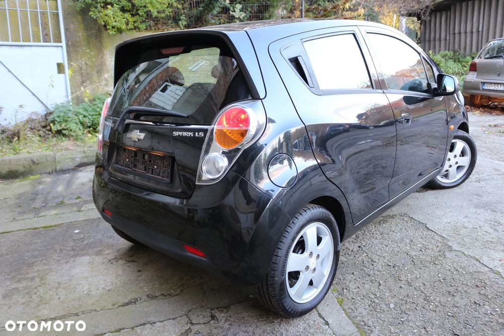 Chevrolet Spark 1.0 Premium - 3